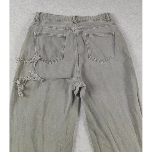 Hot Topic Women's Sage Green Jean Size Medium - Picture 7 of 11